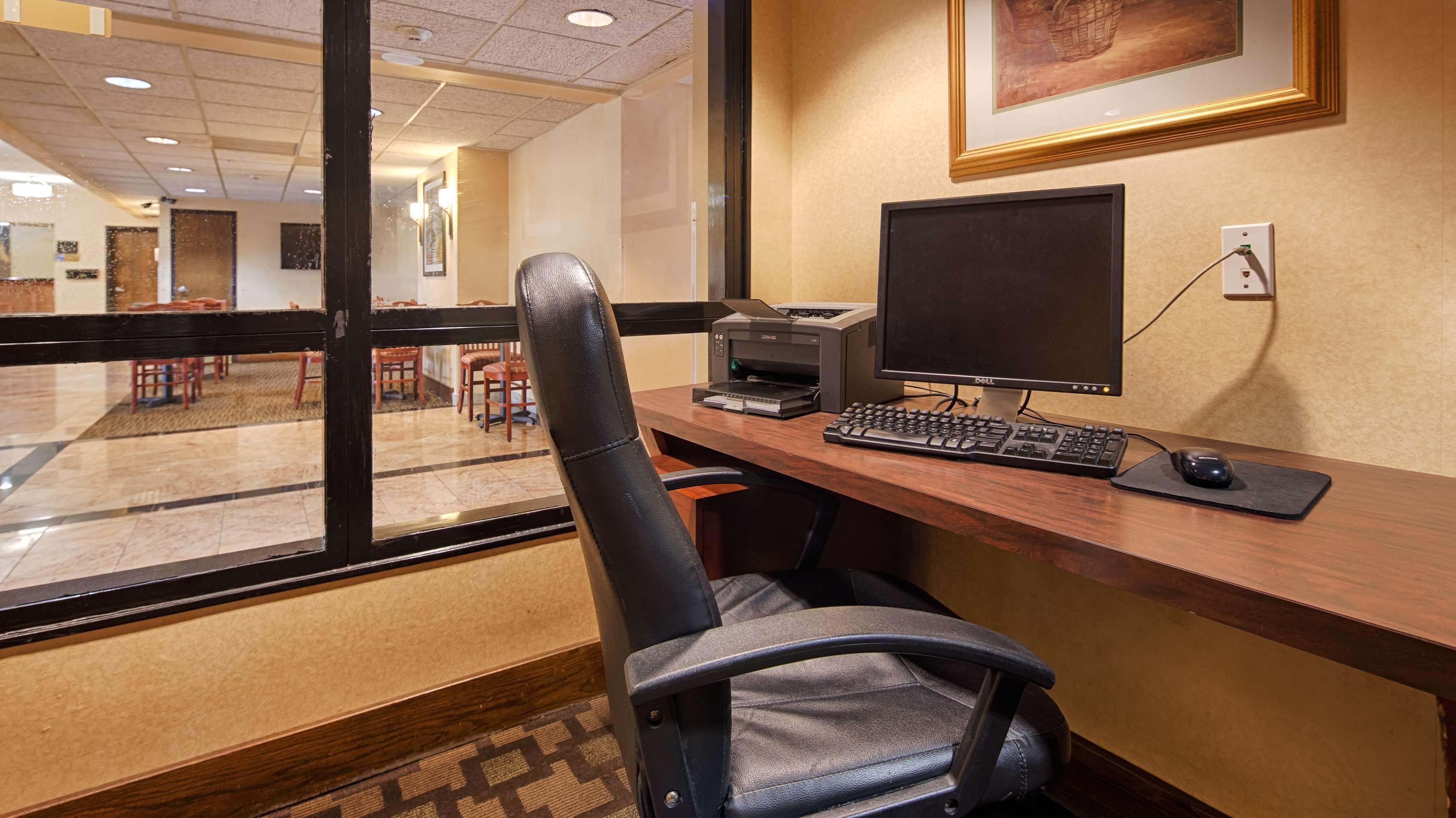 Best Western Emporia Exterior foto